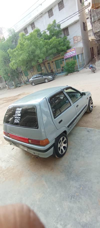 Daihatsu Charade 1988 anda charade