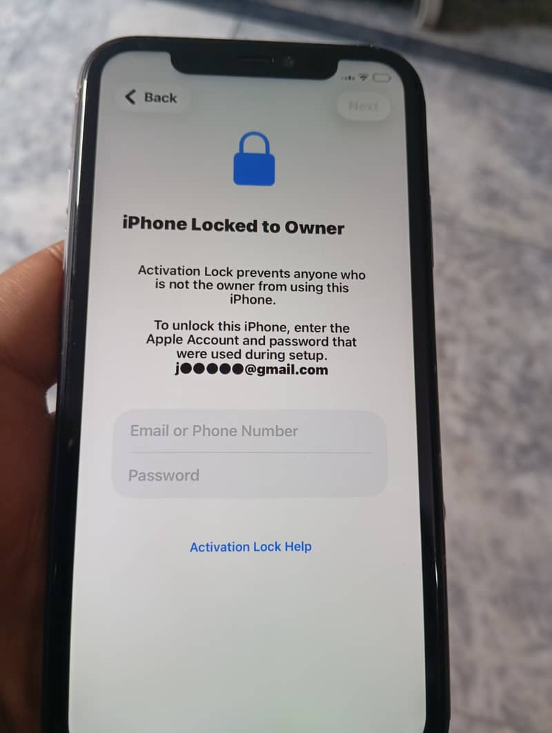 Apple iPhone 11 0