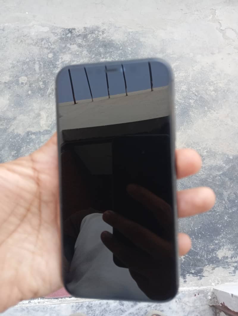 Apple iPhone 11 1