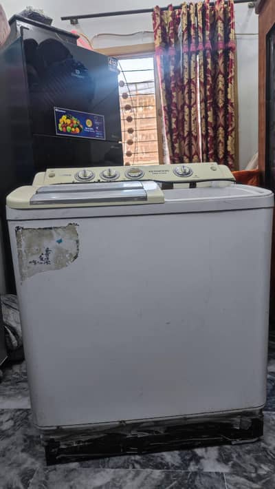 Kenwood washing machine twin tube full okk
