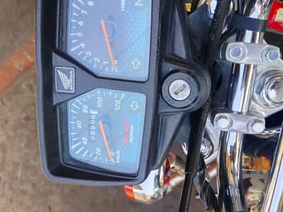 Honda black 125 special edition