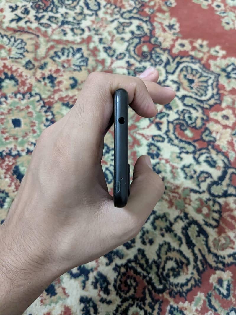 Google Pixel 4a 4