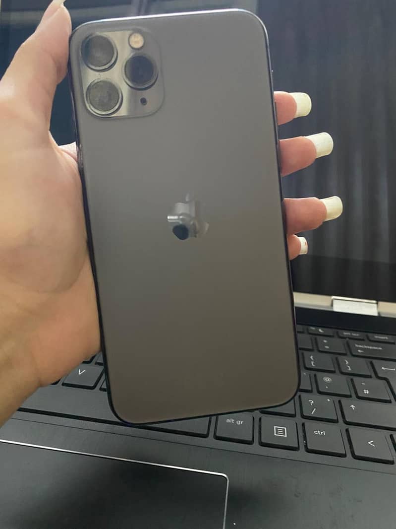 Iphone 11 pro 1