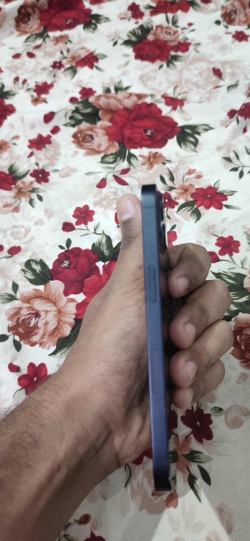 Apple iPhone 13 6
