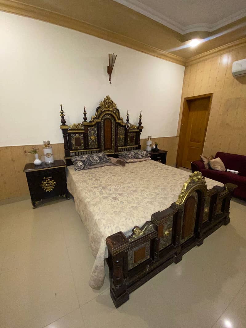 Chinioti King Bed 2