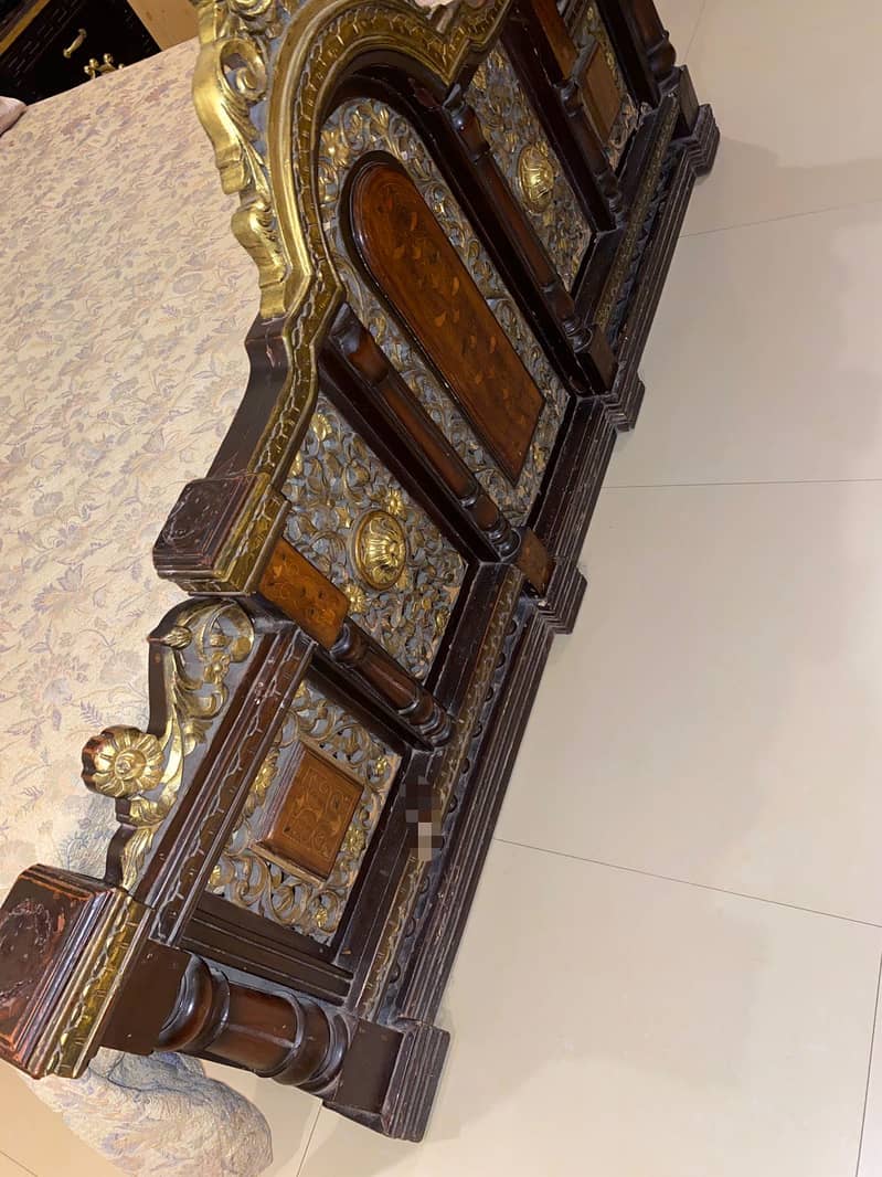 Chinioti King Bed 4