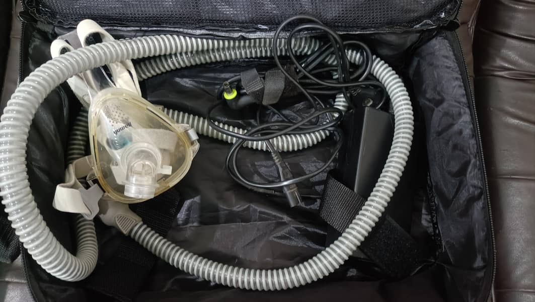 Auto CPAP Machine (Philips) 2