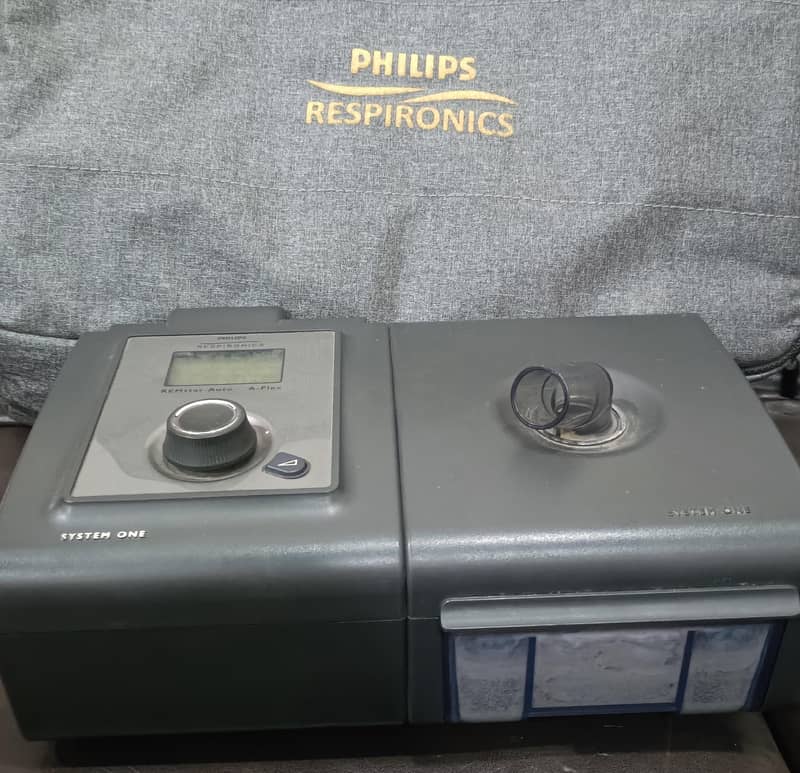 Auto CPAP Machine (Philips) 3