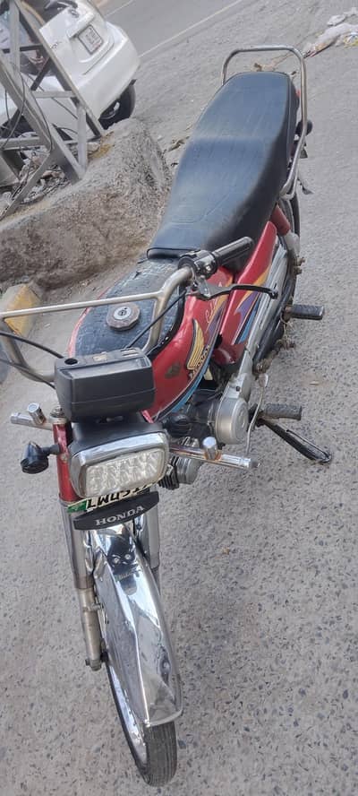 Honda CD 70, Model 2006, Documents Complete