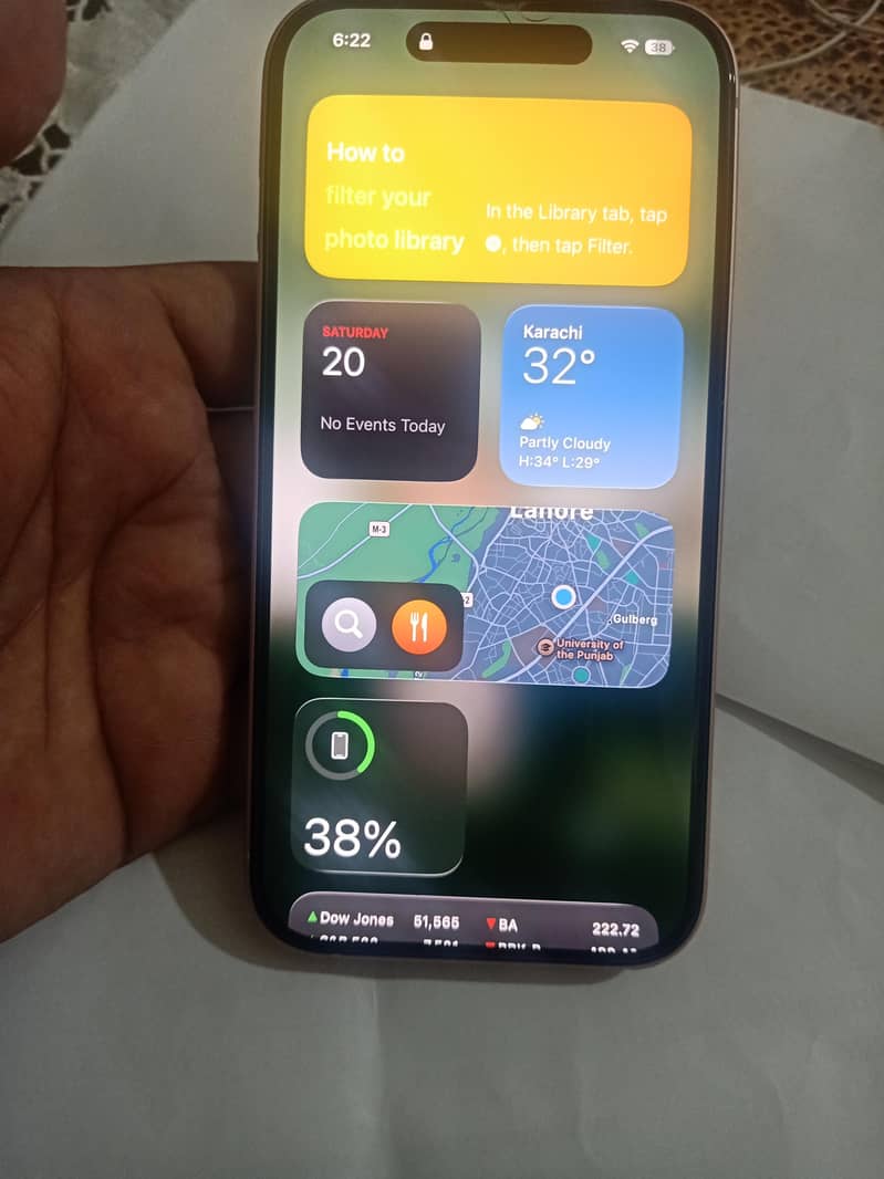 Apple iPhone 15 4