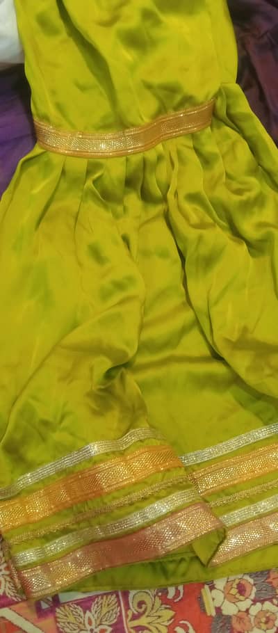 Beautiful dress 3 piece suit mehndi event dress