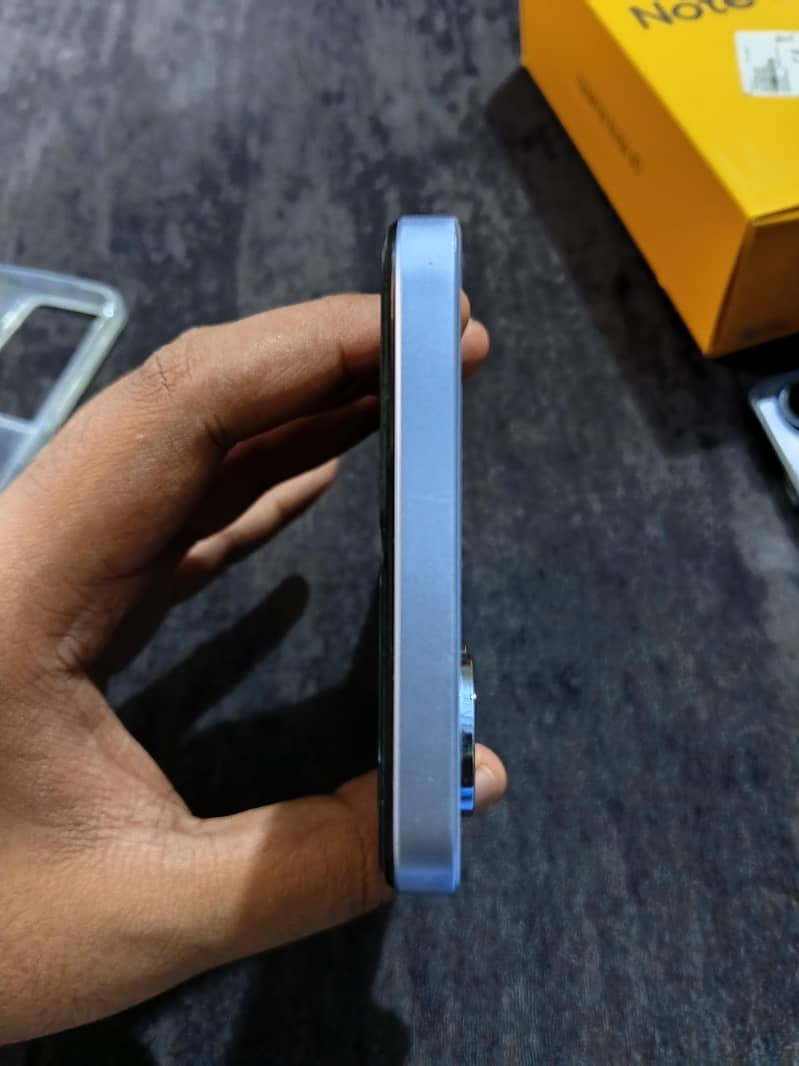 Realme Note 60 8