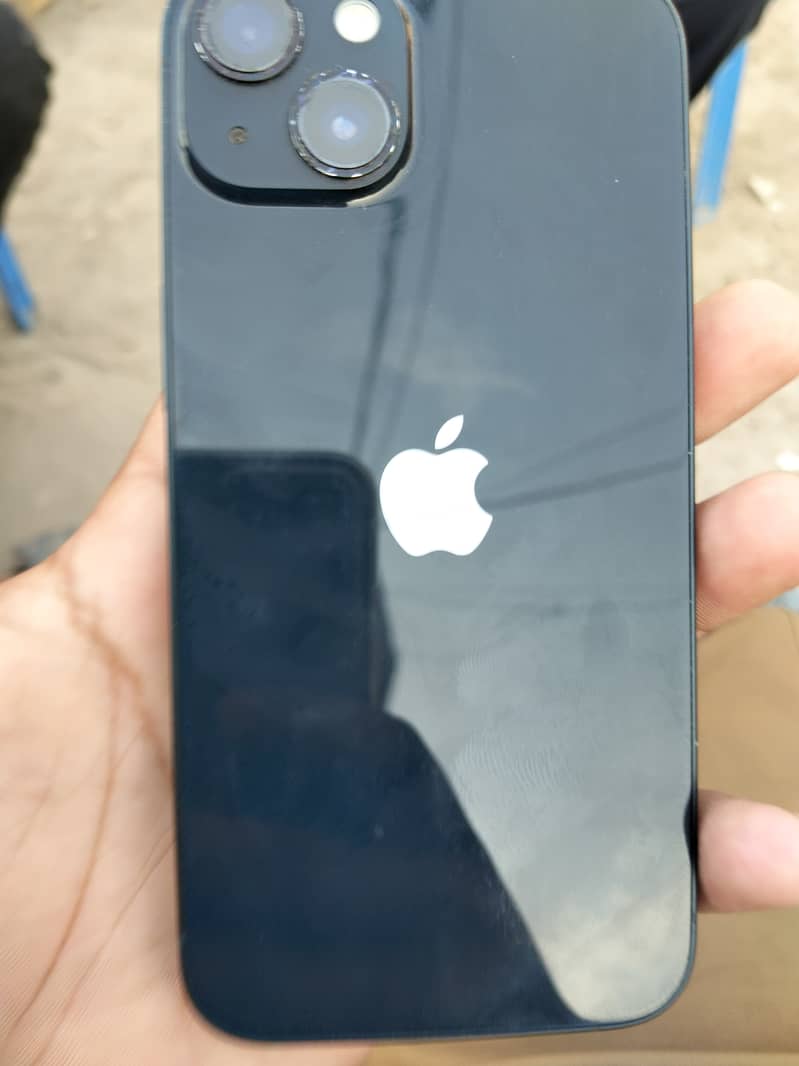 Apple iPhone 13 0