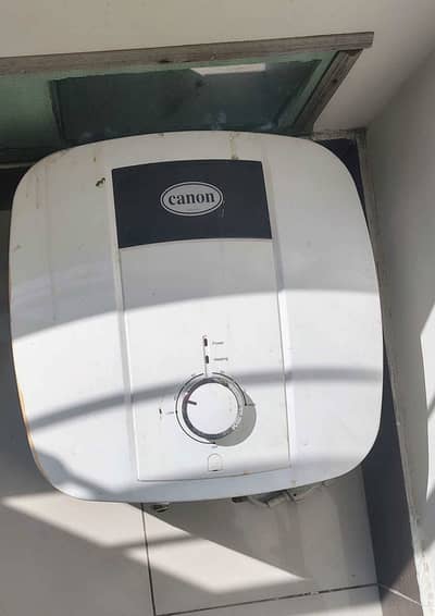 Canon 15-LCS Electric Geyser