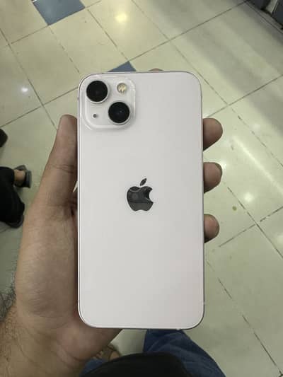 Apple iPhone 13
