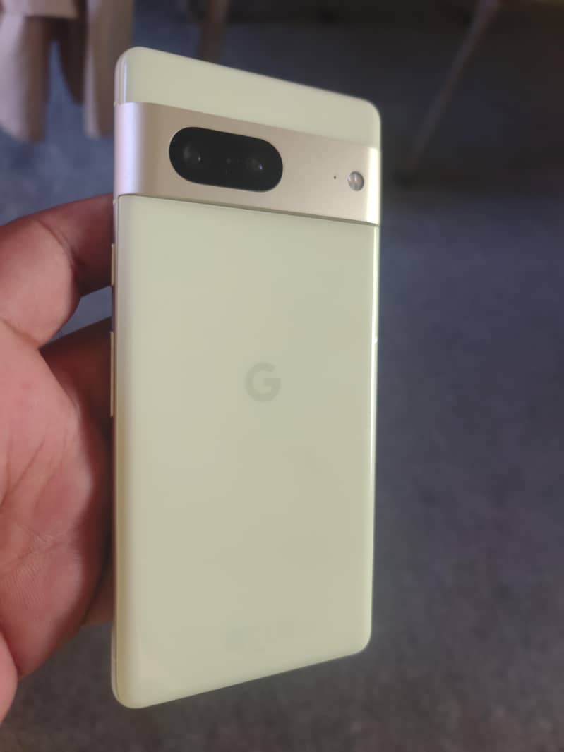 Google Pixel 7 3