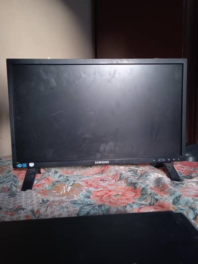 Samsung 22 Inch LCD 60 Hz High Resolution
