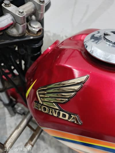 Honda CG 125 Dream 2017 OR exchange possible with Honda CD70