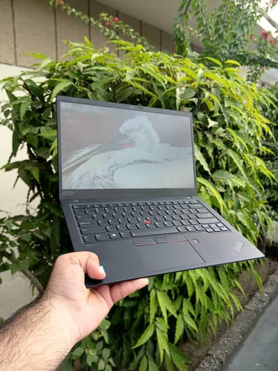 lenovo thinkpad x1 Carbon i5 8th gen,  16GB ram