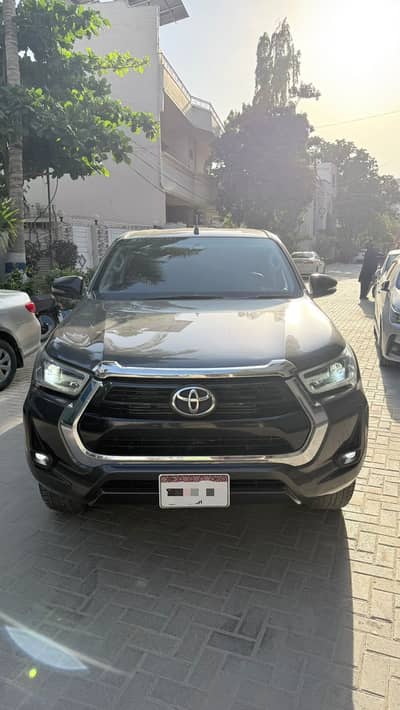 Toyota Hilux 2022 parking sensor