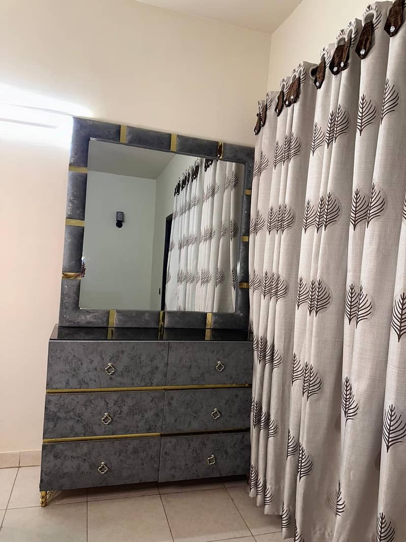 Bed Room Set 7
