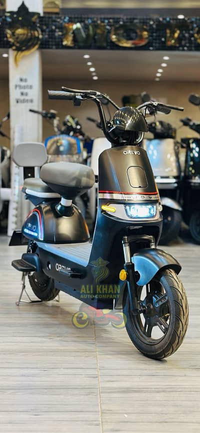 Scooty Kings Yadea Metro Evee Evon Okla EV Female Ramza