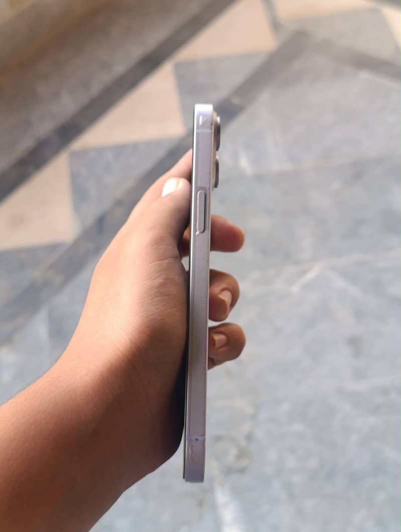 Apple iPhone 14 plus 1