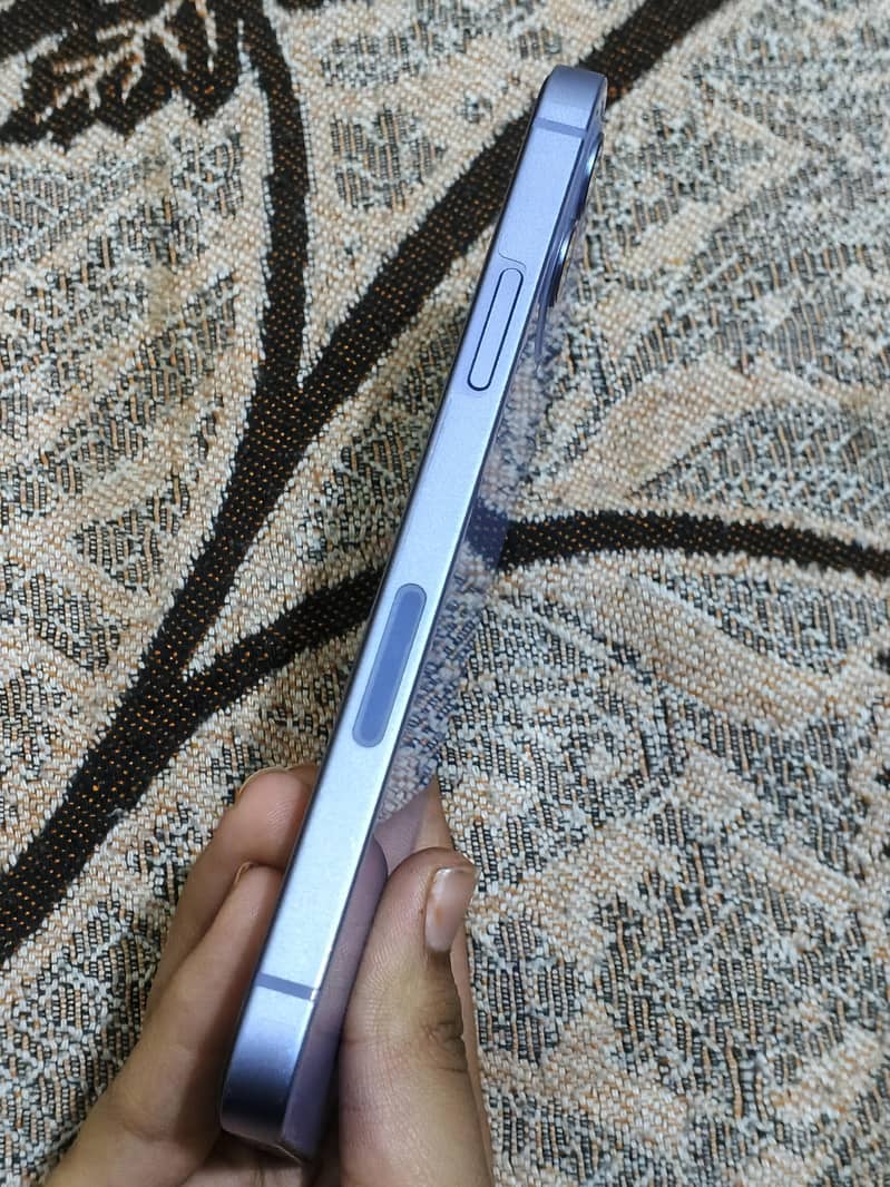 Apple iPhone 12 2