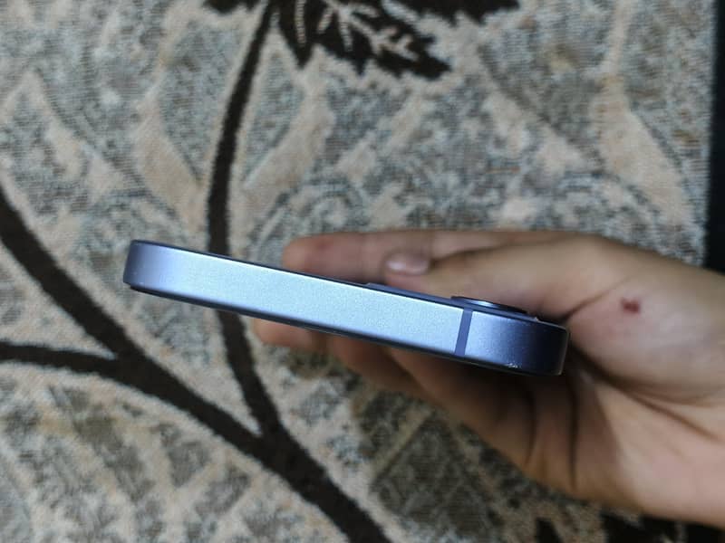 Apple iPhone 12 5