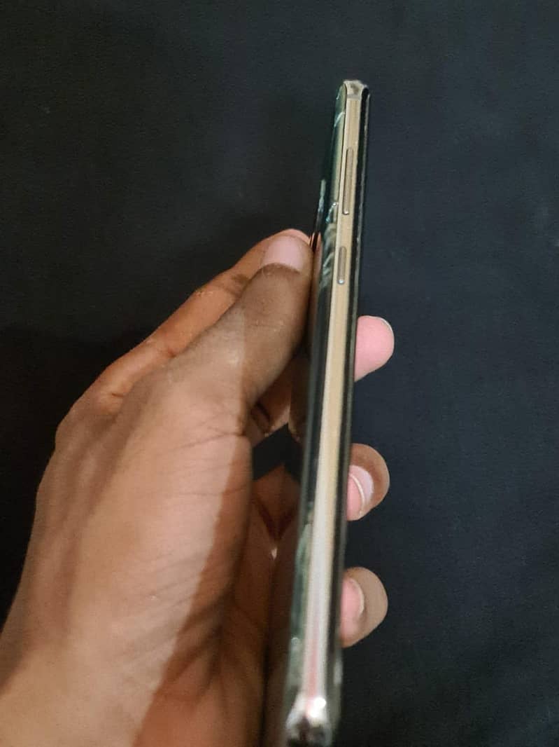 s10 plus 4
