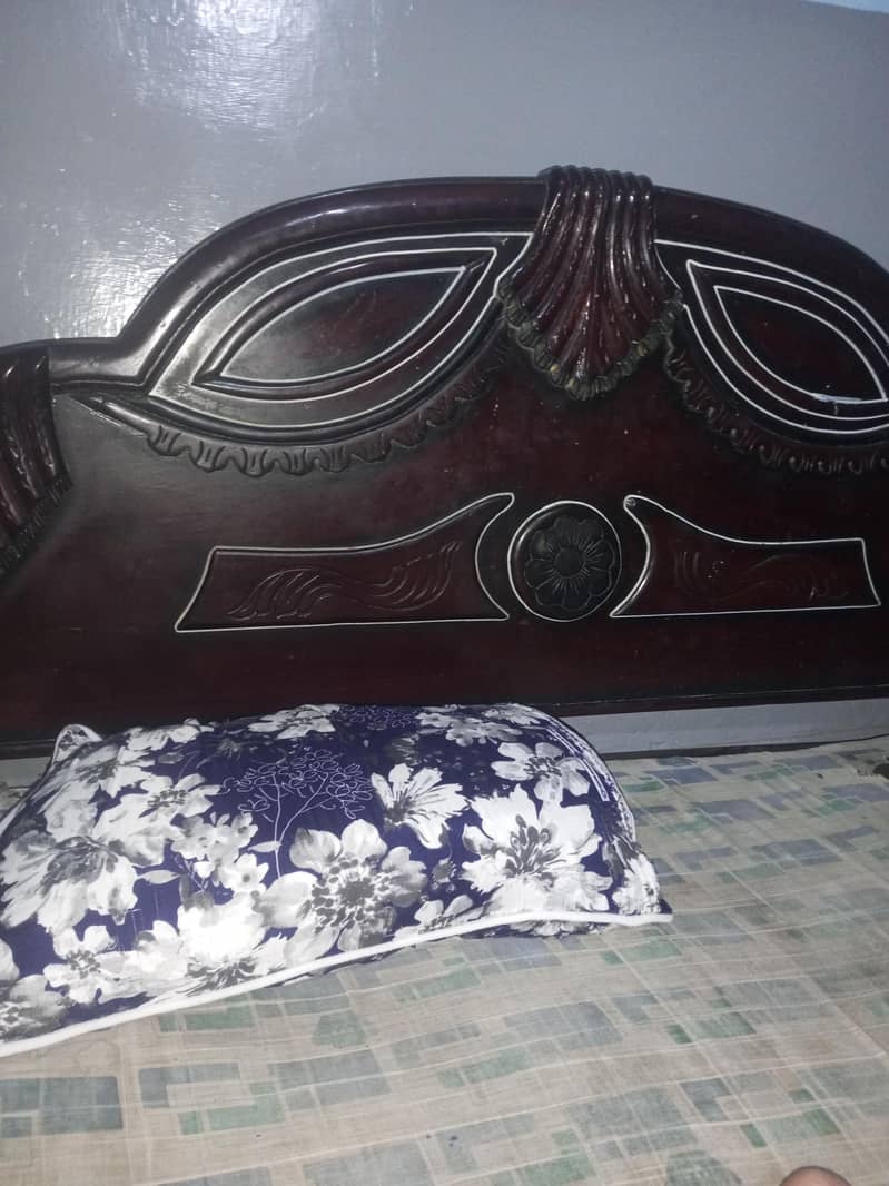 double bed used 0
