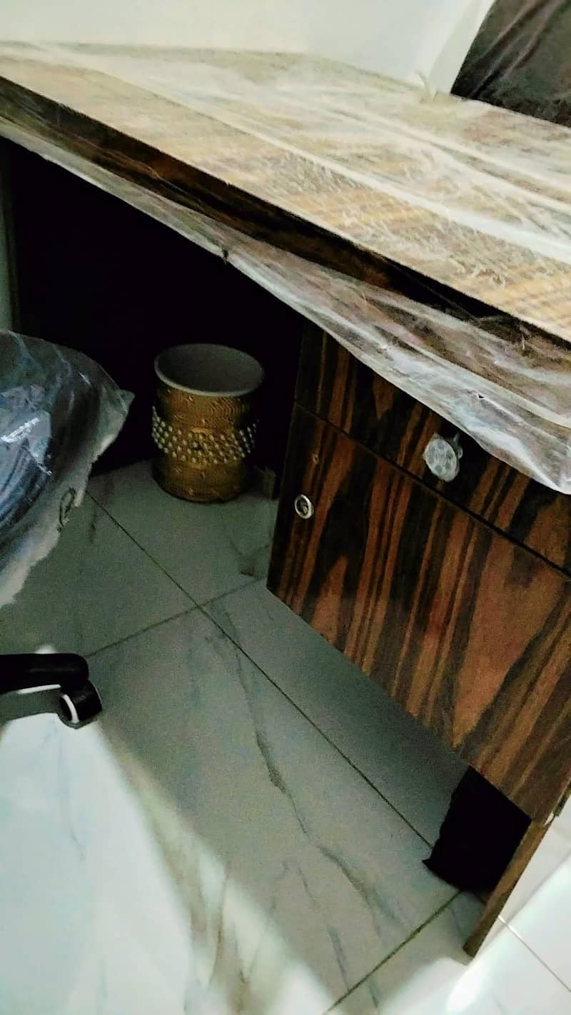 table new 0