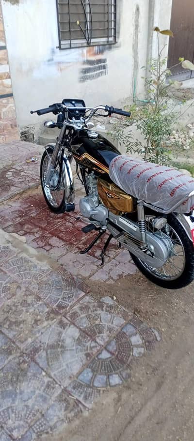 Honda cg 125 gold edition