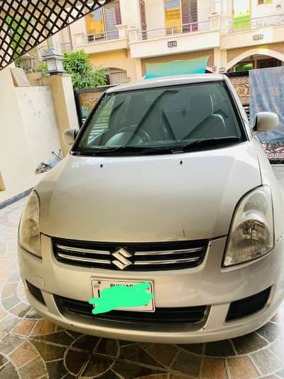 Suzuki Swift DLX 2011