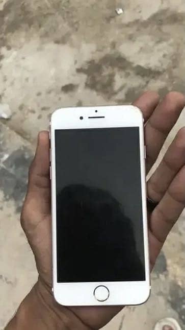 Apple iPhone 7 4