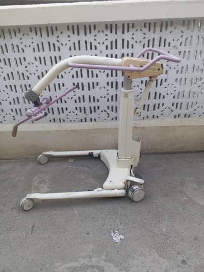 patient lifter machine