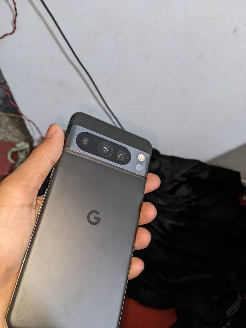 Google Pixel 8 Pro 4