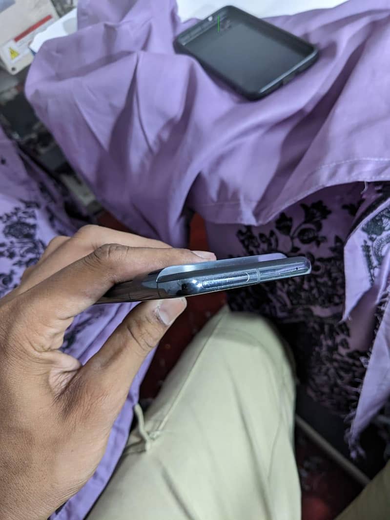 Google Pixel 8 Pro 5