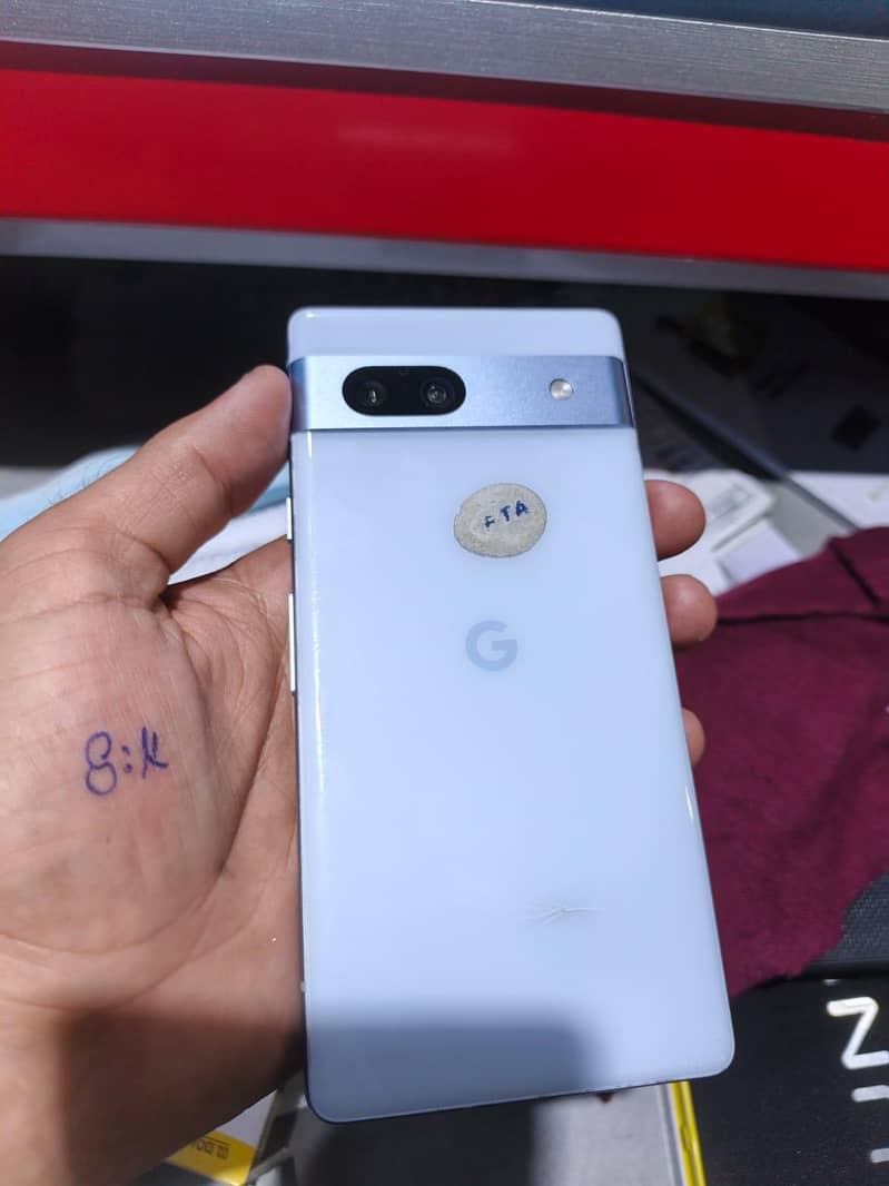 Google Pixel 7a 2