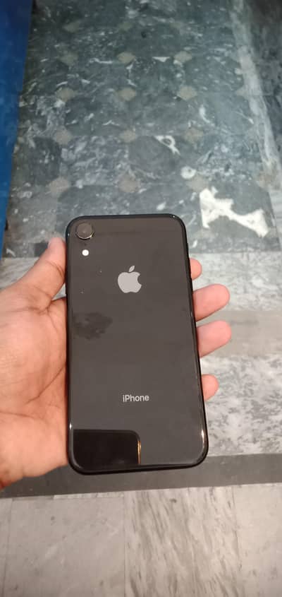 Apple iPhone XR