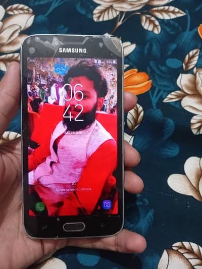 Samsung Mobile J2 Pro for seal