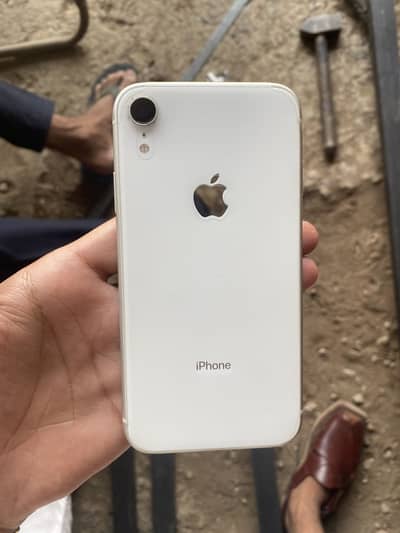 Apple iPhone XR water pack