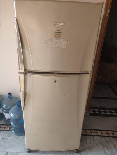Refrigerator for Sale – Excellent Working Dawlance