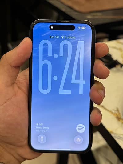 Apple iPhone 15