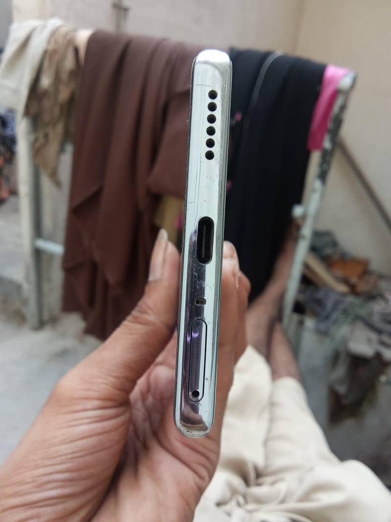 Tecno CAMON 40 Pro 3