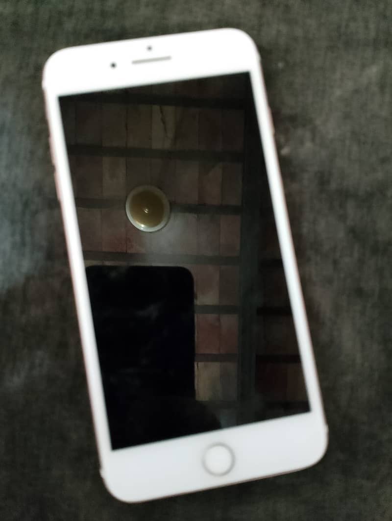 Apple iPhone 7 Plus 2
