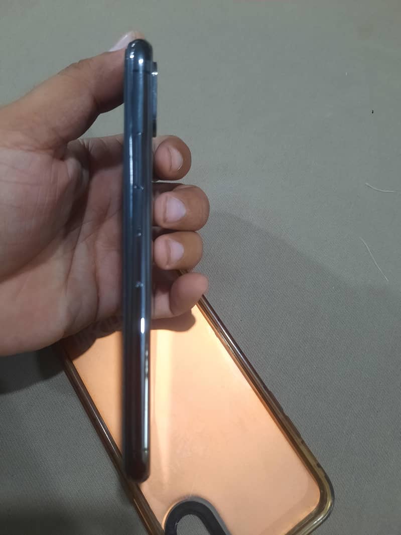 Apple iPhone X 2