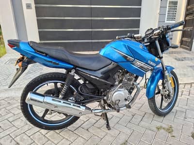 Yamaha YBR 125  2015 Model
