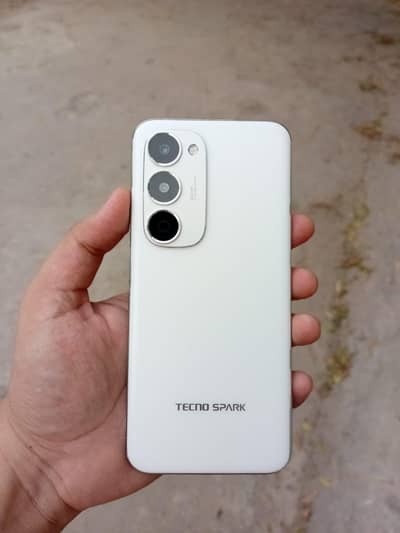 TECNO SPARK 40 PRO PLUS