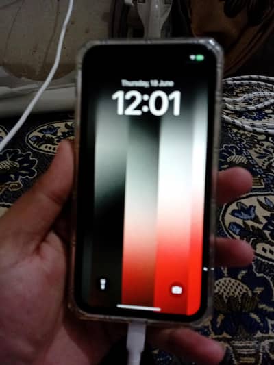 Apple iPhone XR all ok 4 months sim time